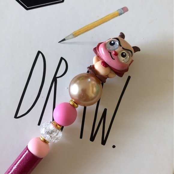 Disney Doorables: Hercules: Phil handmade beaded pen - Picture 1 of 3